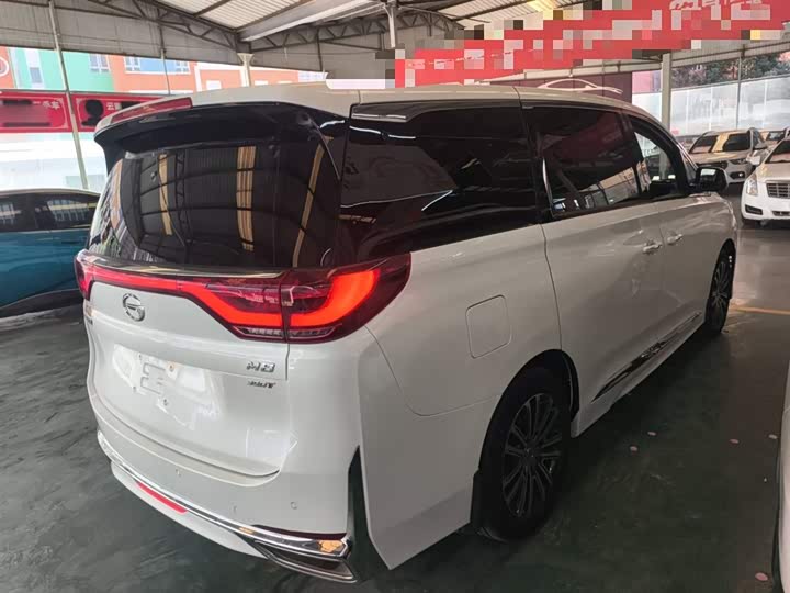 Фото 7 - GAC Trumpchi M8