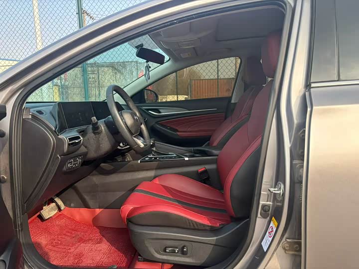 Фото 4 - Changan Eado Plus