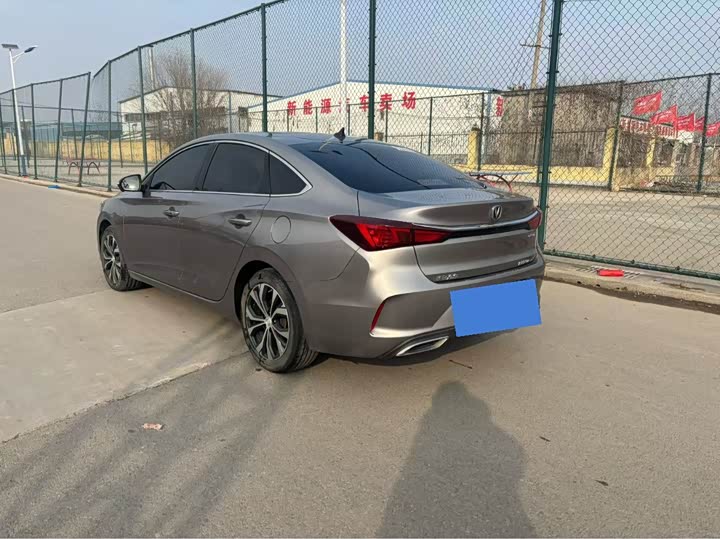 Фото 7 - Changan Eado Plus