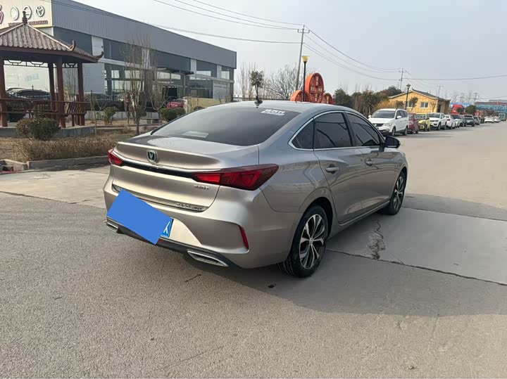 Фото 9 - Changan Eado Plus
