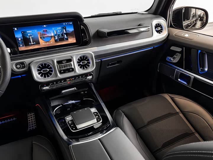 Фото 6 - Mercedes-Benz G-Class AMG