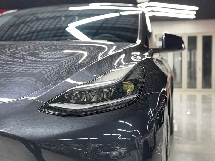 Фото 5 - Tesla Model Y