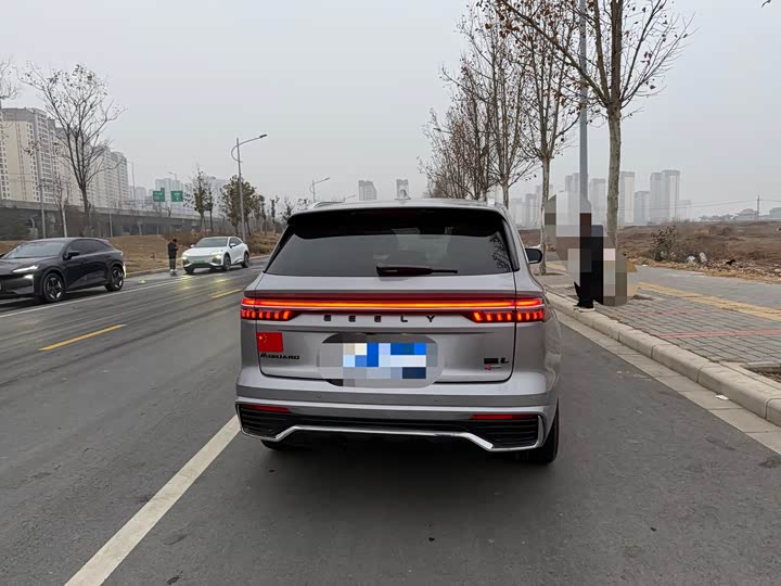 Фото 5 - Geely Monjaro