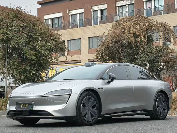 Фото 2 - Luxeed S7