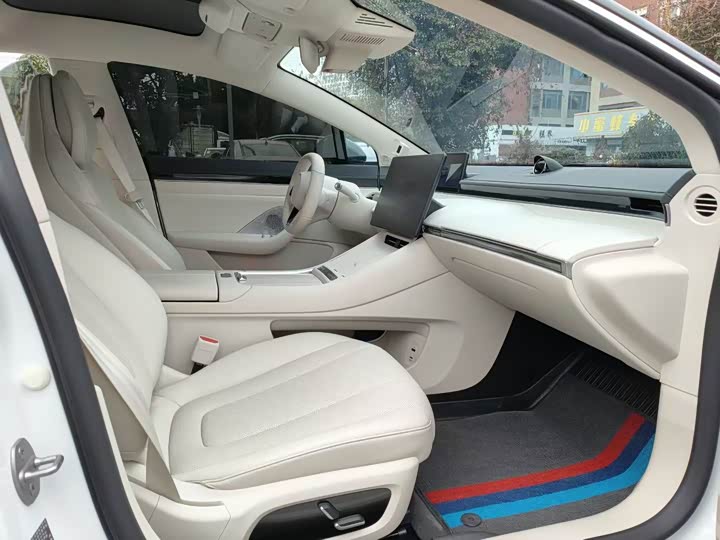 Фото 5 - Luxeed S7