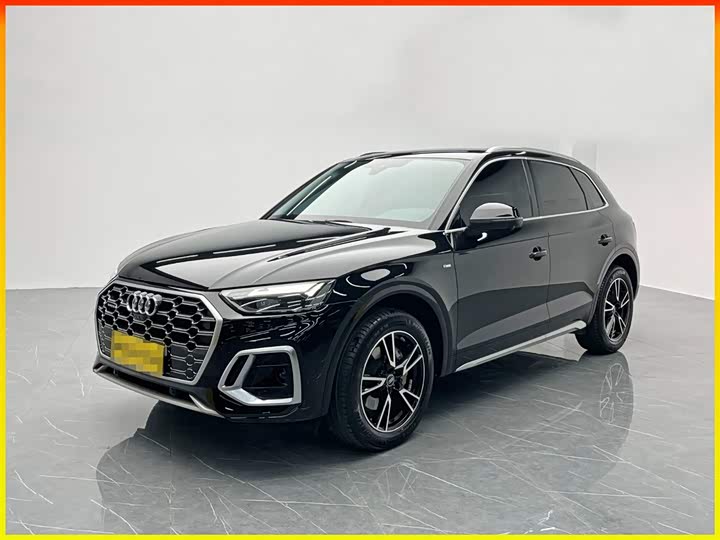 Фото 1 - Audi Q5L