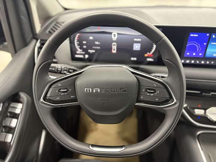 Фото 8 - Maxus G10