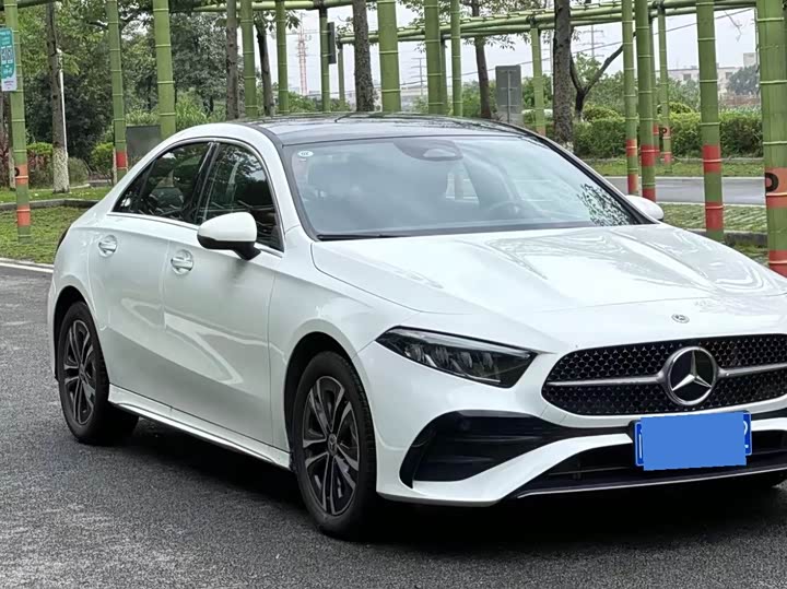 Фото 2 - Mercedes-Benz A-Class