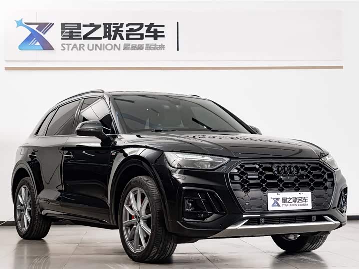 Фото 5 - Audi Q5L