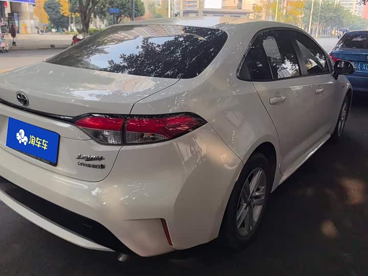 Фото 3 - Toyota Levin