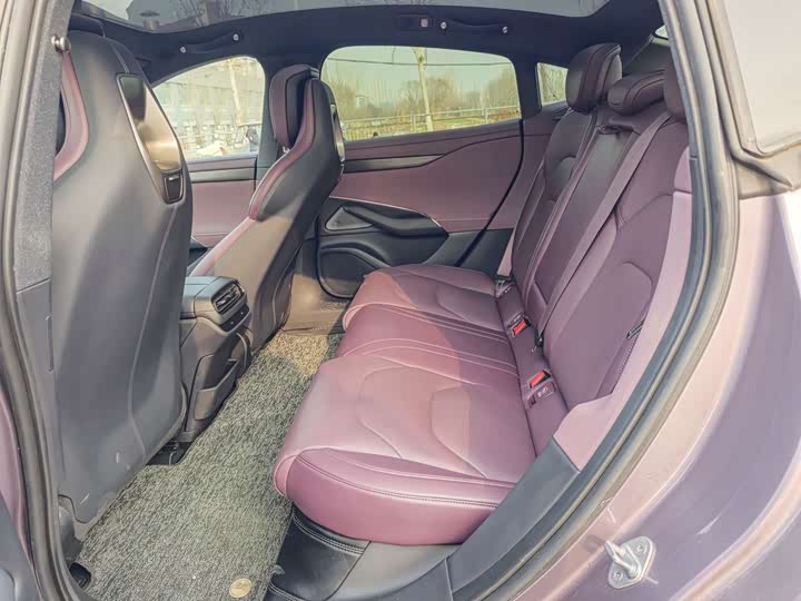 Фото 7 - Xiaomi SU7