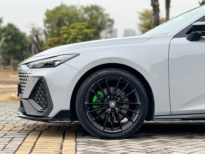 Фото 5 - Changan UNI-V