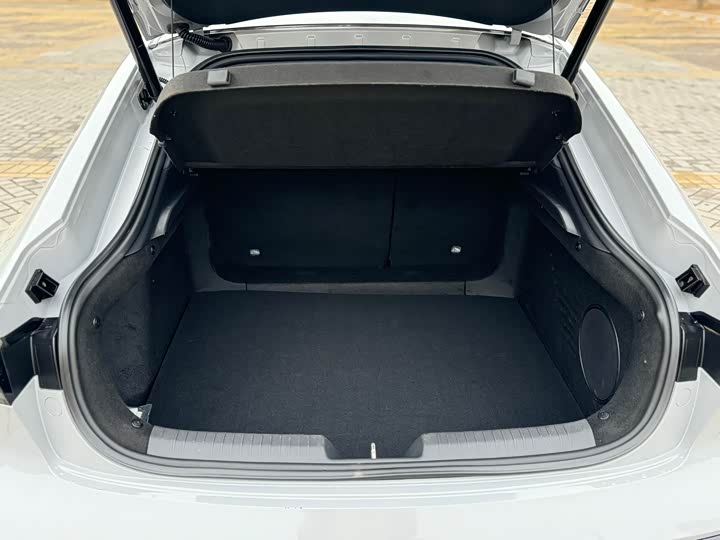 Фото 8 - Changan UNI-V