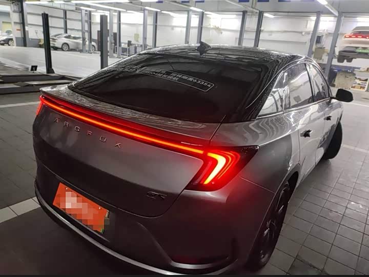 Фото 3 - BAIC Arcfox Alpha S