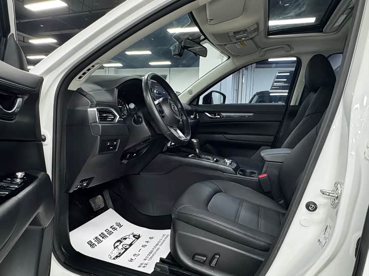 Фото 8 - Mazda CX-5