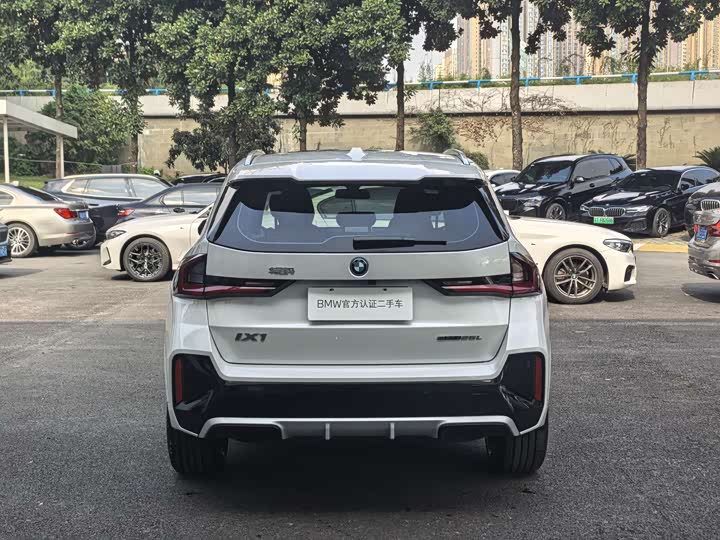 Фото 7 - BMW iX1