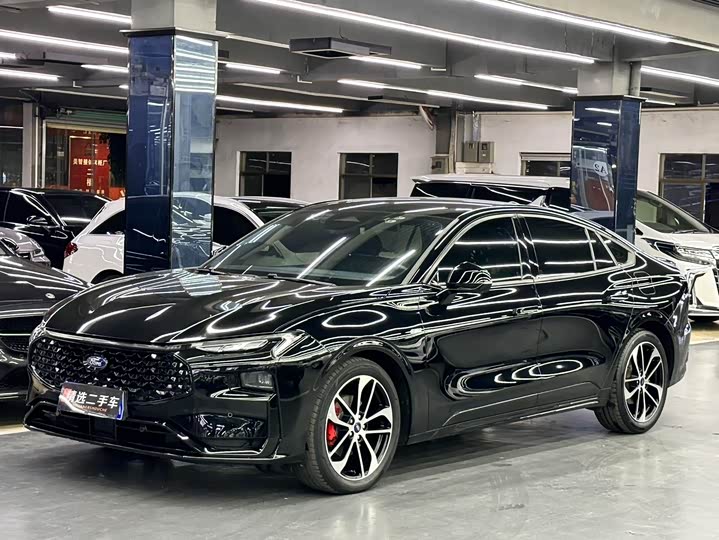 Фото 1 - Ford Mondeo