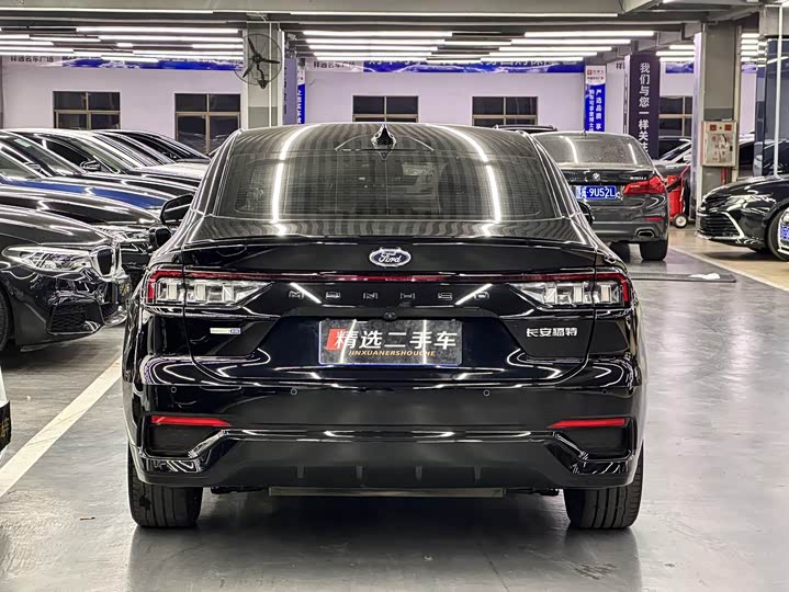 Фото 6 - Ford Mondeo