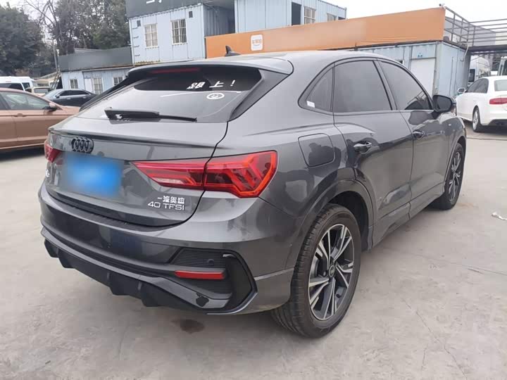 Фото 7 - Audi Q3 Sportback