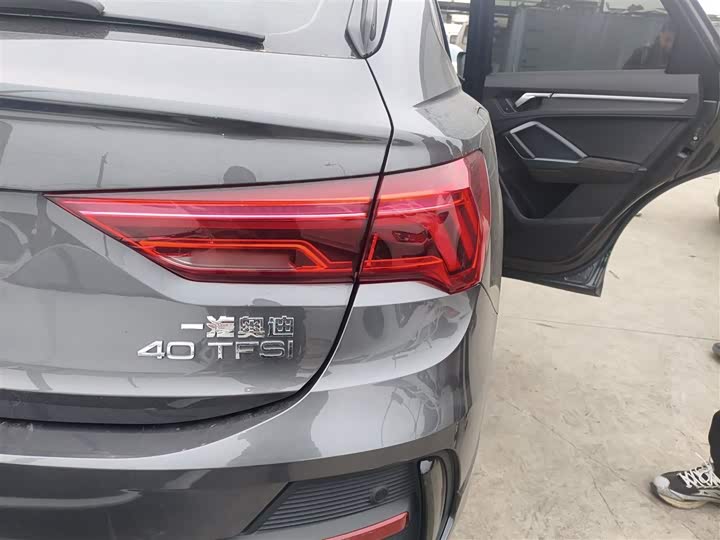 Фото 8 - Audi Q3 Sportback