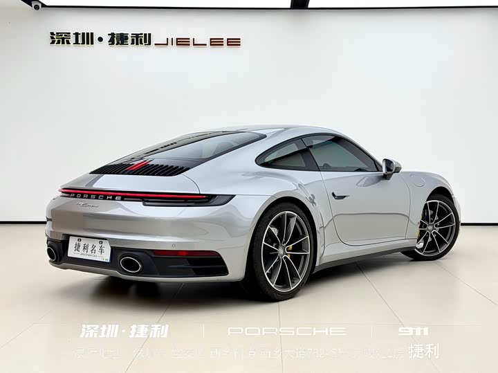 Фото 6 - Porsche 911