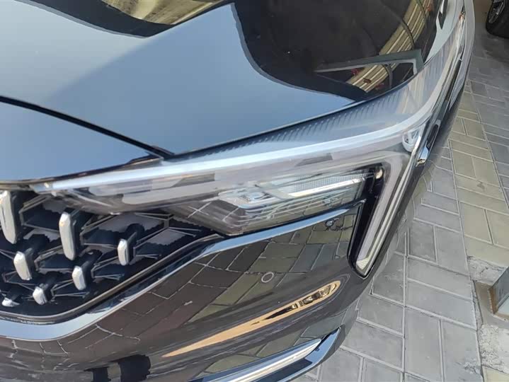 Фото 5 - Bestune B70