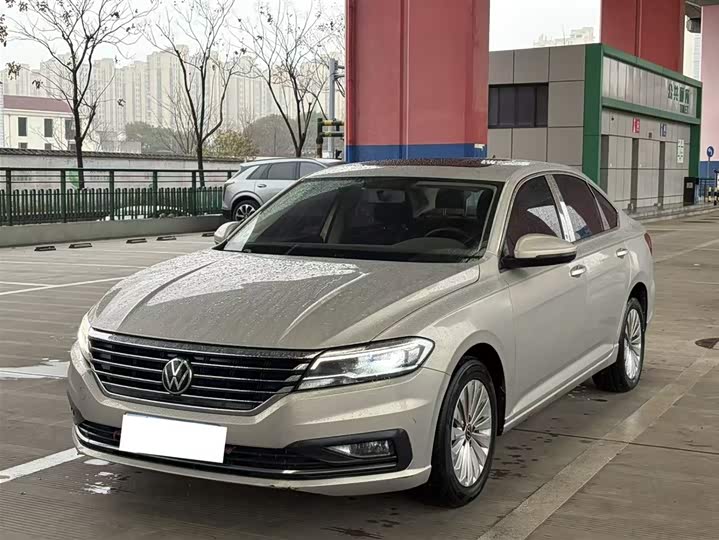 Фото 1 - Volkswagen Lavida