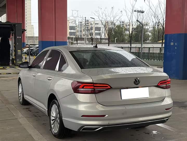 Фото 7 - Volkswagen Lavida