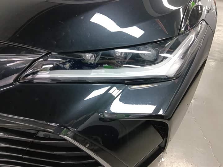 Фото 5 - Toyota Avalon