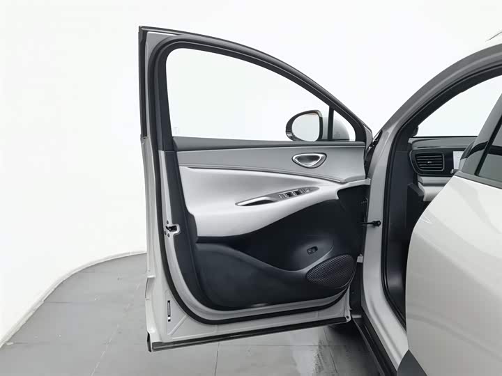 Фото 8 - BYD Sea Lion 06 Hybrid/EV