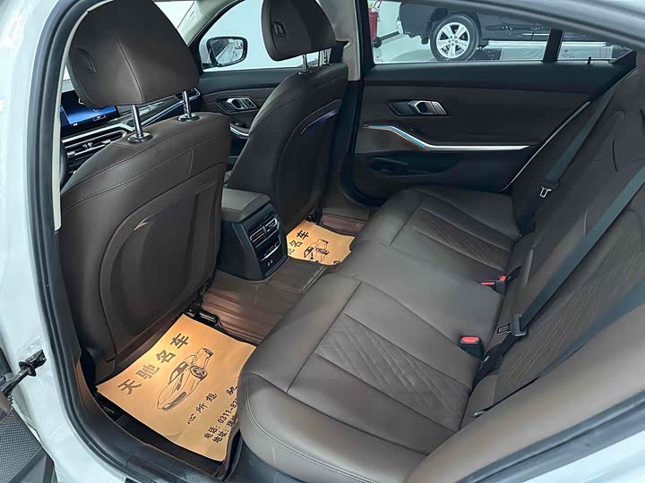 Фото 6 - BMW 3 Series