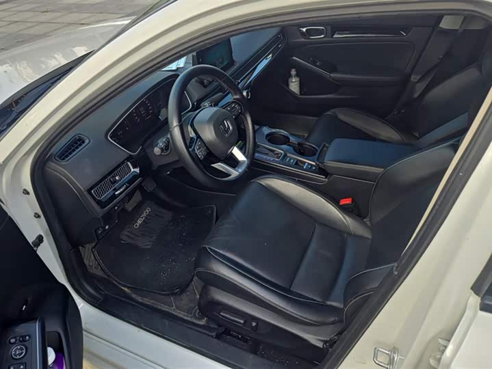 Фото 9 - Honda Civic