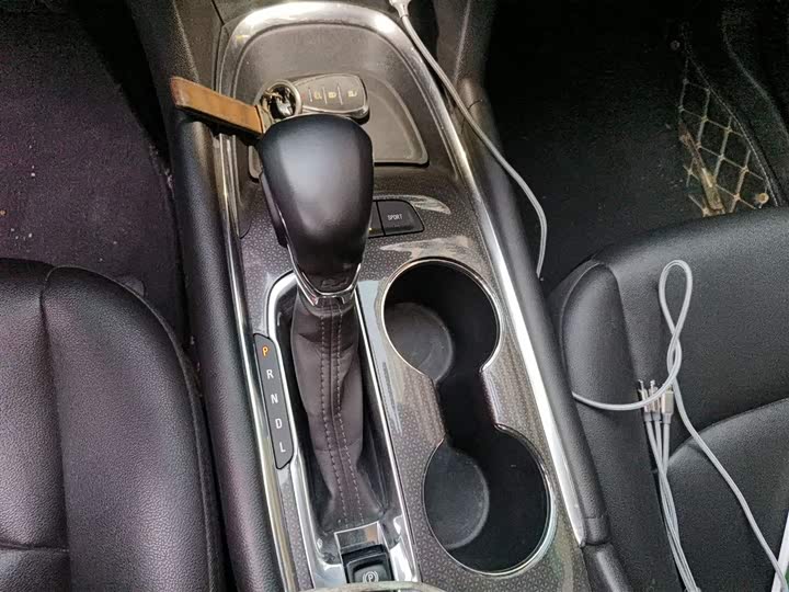 Фото 7 - Chevrolet Malibu XL