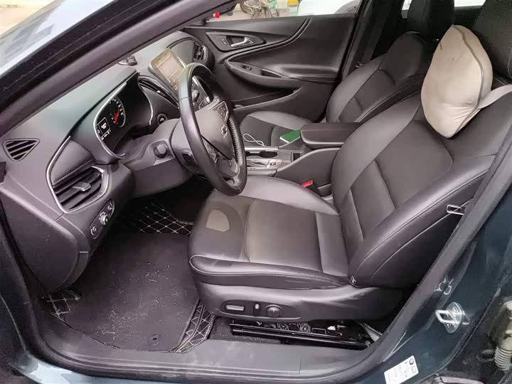 Фото 8 - Chevrolet Malibu XL