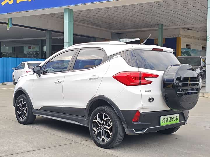 Фото 6 - BYD Yuan Pro