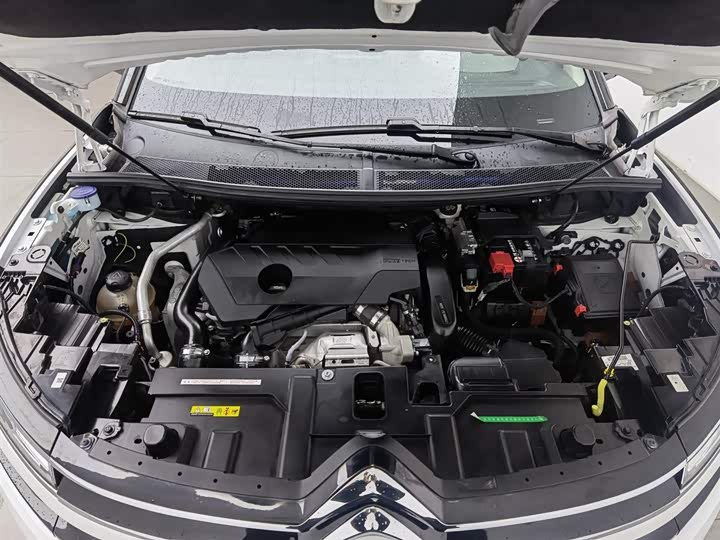 Фото 6 - Citroen C5 Aircross 2023