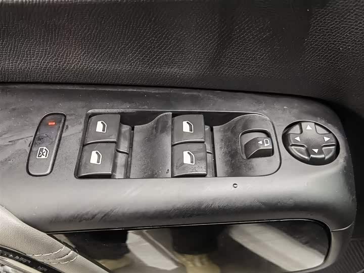 Фото 9 - Citroen C5 Aircross 2023