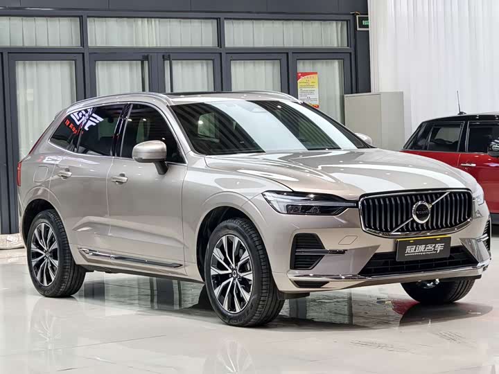 Фото 3 - Volvo XC60