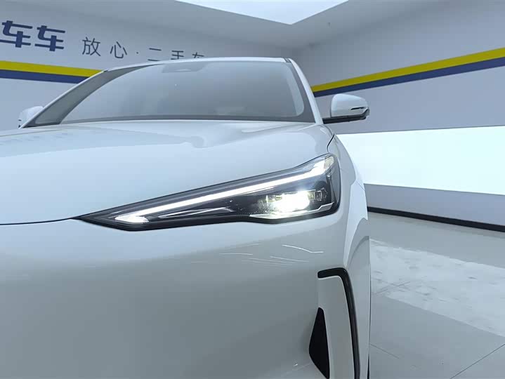 Фото 5 - Geely Galaxy E5