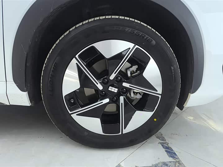 Фото 6 - Geely Galaxy E5