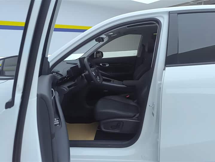 Фото 9 - Geely Galaxy E5