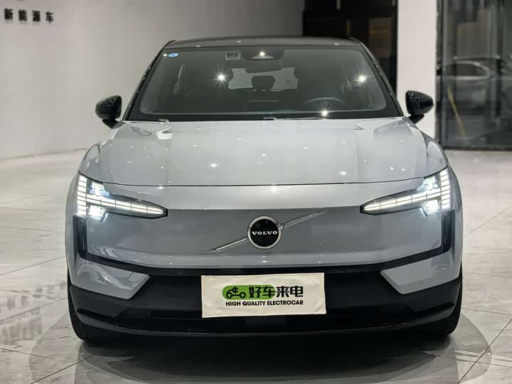 Фото 2 - Volvo EX30