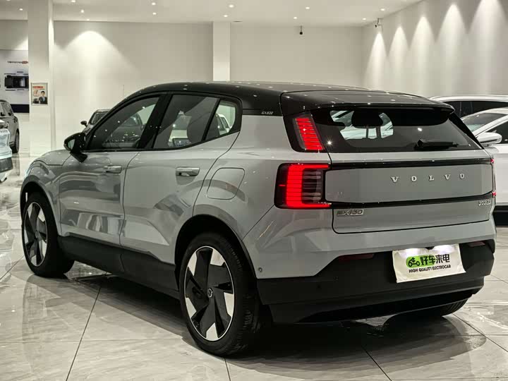 Фото 4 - Volvo EX30