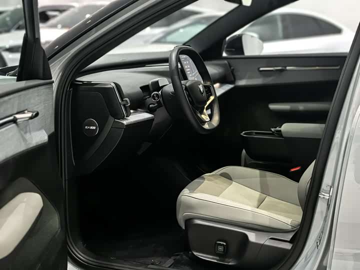 Фото 7 - Volvo EX30