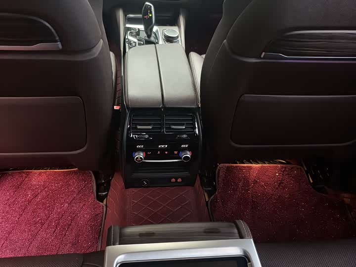 Фото 7 - BMW 5 Series