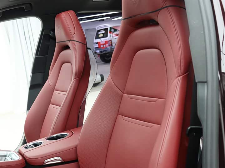 Фото 4 - Porsche Panamera