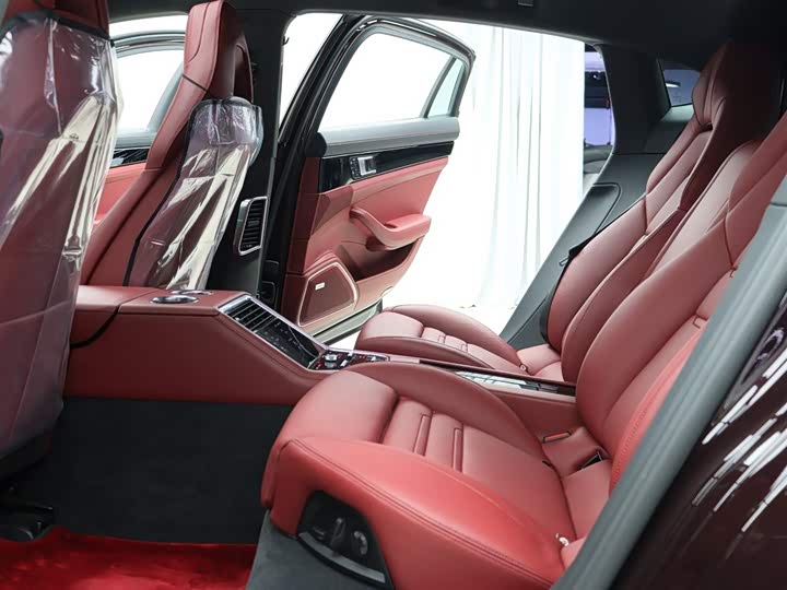 Фото 9 - Porsche Panamera