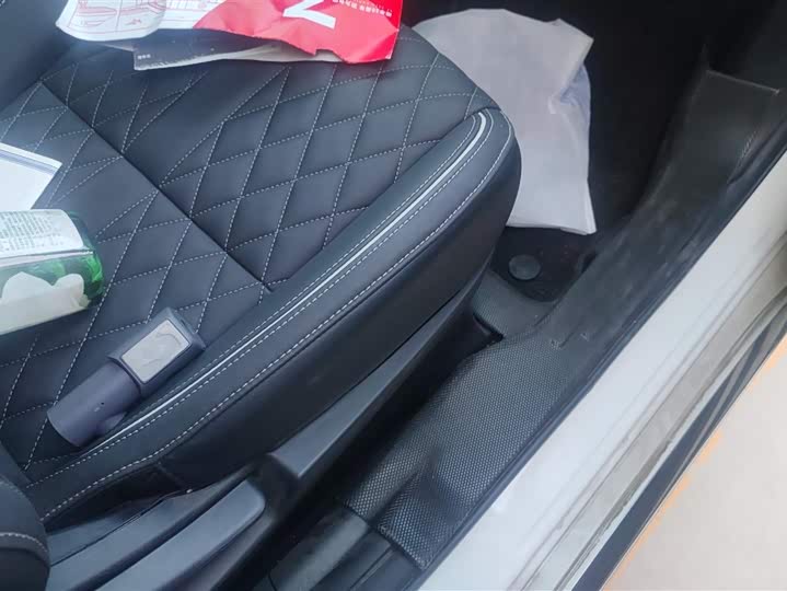 Фото 8 - Mitsubishi Outlander