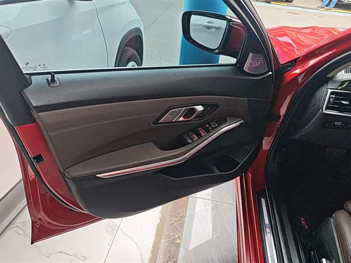 Фото 7 - BMW 3 Series