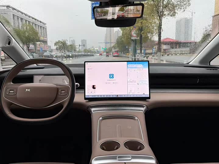 Фото 7 - XPeng X9